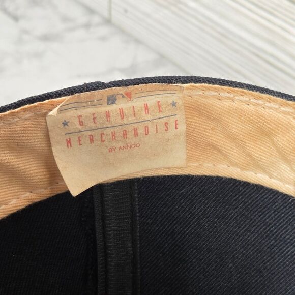 Vintage 90's Pro-Line Cleveland Indians Fitted Baseball Hat Size 7 Chief Wahoo - Picture 9 of 9